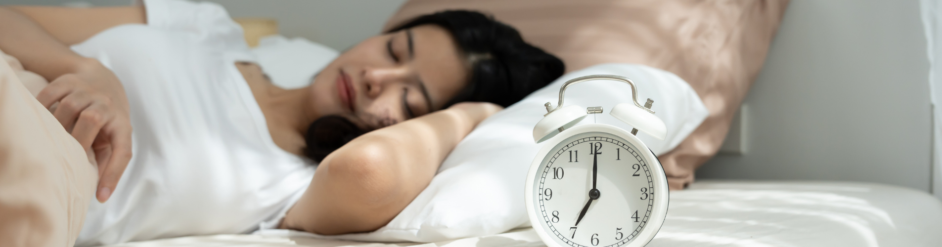 Magnesium vs Melatonin: Which is Better for Sleep?
